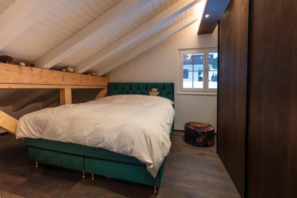 Exklusives Chalet Mit Traumhafter See- Und Bergsicht เซลิสแบร์ก ภายนอก รูปภาพ