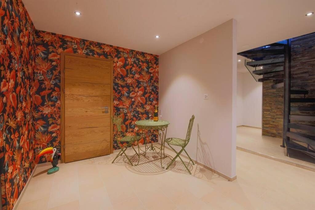Exklusives Chalet Mit Traumhafter See- Und Bergsicht เซลิสแบร์ก ภายนอก รูปภาพ