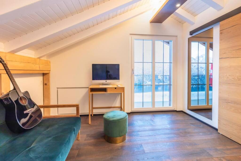 Exklusives Chalet Mit Traumhafter See- Und Bergsicht เซลิสแบร์ก ภายนอก รูปภาพ